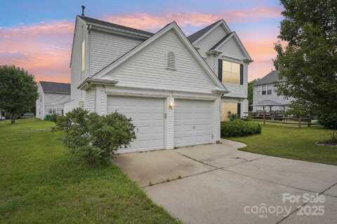 3038 Old Ironside Drive, Charlotte, NC 28213