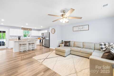115 Crownpiece Street, Troutman, NC 28166
