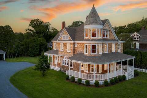 30 Huntting Ln, East Hampton, NY 11937
