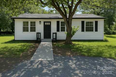1401 Woodman Hall Street, Shelby, NC 28152