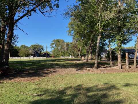 1709 W Main St, Chanute, KS 66720