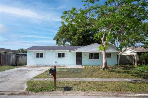 8277 82ND AVENUE N, LARGO, FL 33777