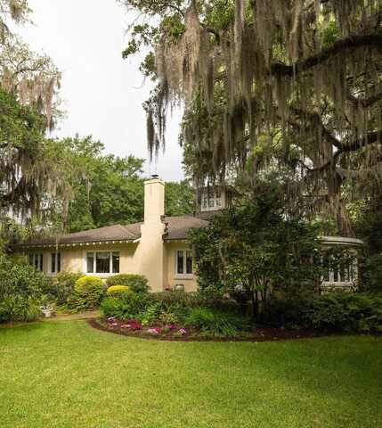 34 Formosa Drive, Charleston, SC 29407