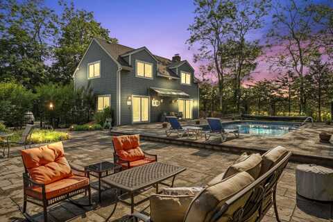 48A SEA GATE AVE, Westhampton, NY 11977