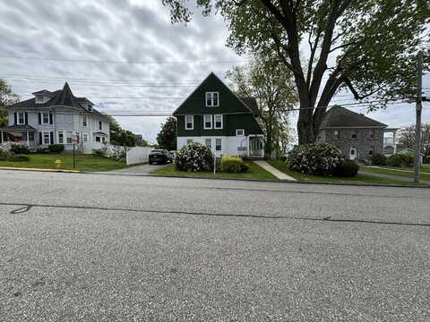 67 Baker Avenue, Groton, CT 06340