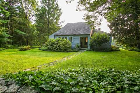 39 Treasure Hill Road, Kent, CT 06785