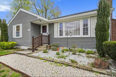 82 Maple Ridge Drive, Somers, CT 06071