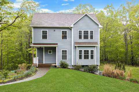 4 Aunt Park Lane, Newtown, CT 06470