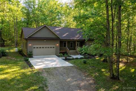 805 Douglas Church Road, Farmville, VA 23901