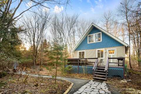 7695 Fawn Lane, Tobyhanna, PA 18466