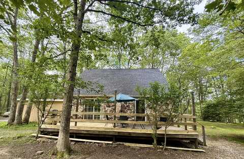 41 Pinoak Drive, Jim Thorpe, PA 18229