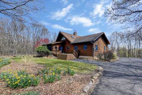 14 E Point Road, Albrightsville, PA 18210
