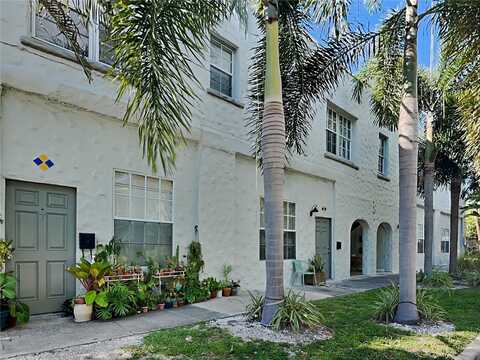 2305 W TEXAS AVENUE, TAMPA, FL 33629