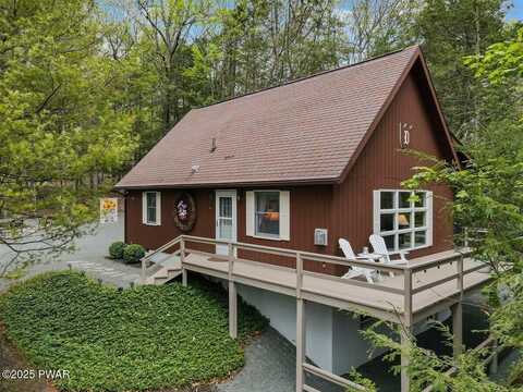 32 White Oak Drive, Lakeville, PA 18438