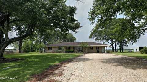 901 Lake Dauterive Road, Loreauville, LA 70552
