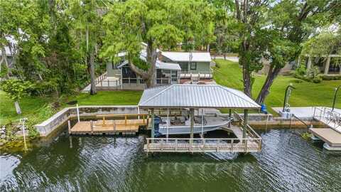 5009 Riverside Drive, Yankeetown, FL 34498