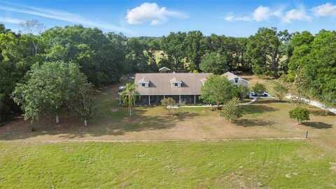 384 E Kings Highway, Center Hill, FL 33514