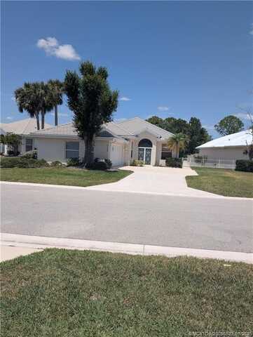 7756 SE Bay Cedar Circle, Hobe Sound, FL 33455