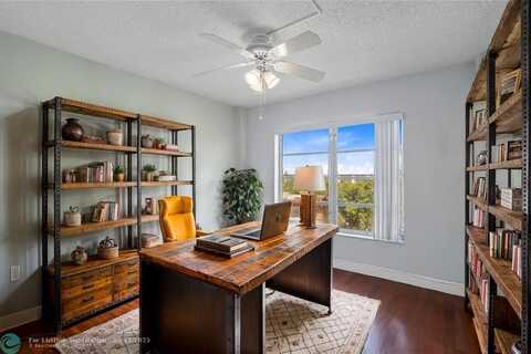 4174 Inverrary Dr, Lauderhill, FL 33319