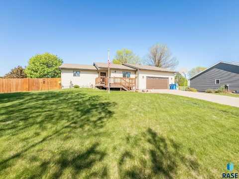 201 Prospect Ave, Dell Rapids, SD 57022