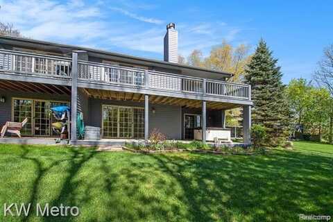 11183 BAYSHORE Court, Clarkston, MI 48348