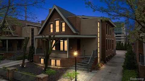 647 ANN Street, Birmingham, MI 48009