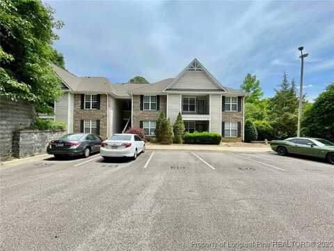 206 Fountainhead Lane, Fayetteville, NC 28301