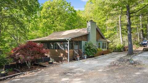 793 Laurel Dr, Franklin, NC 28734