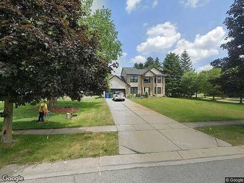 Drakeshire, COMMERCE TOWNSHIP, MI 48390