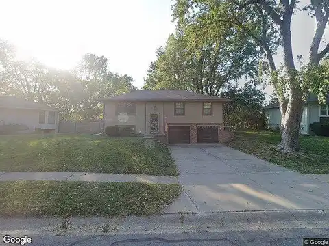 Lana, LEES SUMMIT, MO 64063