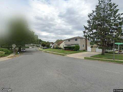 Woodcliff, FRANKLIN SQUARE, NY 11010