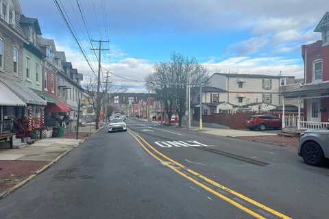Buttonwood, READING, PA 19601