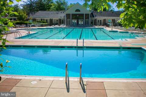 Wedgeway, FAIRFAX, VA 22033