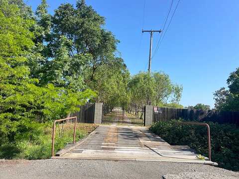 E, RIO LINDA, CA 95673