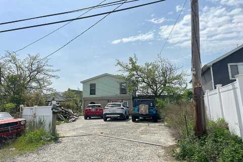 Broadway, HOWARD BEACH, NY 11414