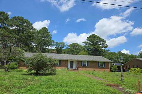 Grove, WILSON, NC 27893