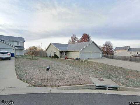 Joles Dr, TONGANOXIE, KS 66086