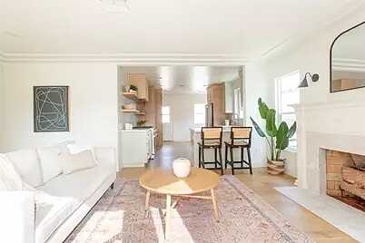 Street &Amp; Grand Avenu, Los Angeles, CA 90016