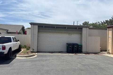 Caminito Manresa, LAGUNA HILLS, CA 92653