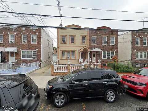 100Th, EAST ELMHURST, NY 11369