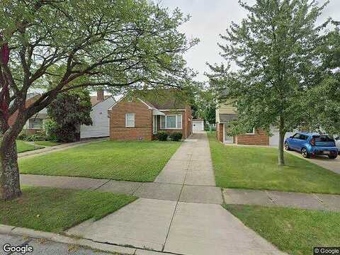 Stonehaven, CLEVELAND, OH 44121
