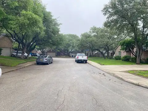 Legend Bend, SAN ANTONIO, TX 78230