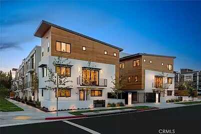 And Mckinle, Los Angeles, CA 90035