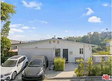 And Mckinle, Los Angeles, CA 90065