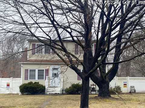 Winston, SHIRLEY, NY 11967