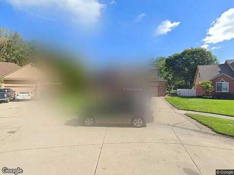 Fox, CHESTERFIELD, MI 48047