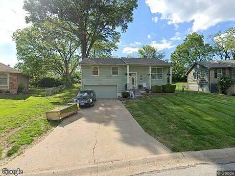 Lawn, KANSAS CITY, MO 64130