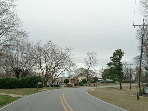 10Th Avenue, HICKORY, NC 28602