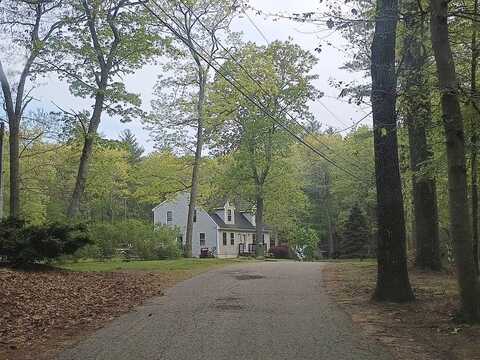 Drew, KINGSTON, NH 03848