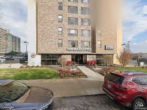 8Th, KANSAS CITY, MO 64106